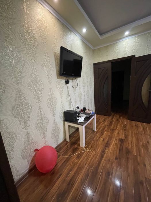 Arenda kvartera student qizlar uchun sheriklikka 2 xonali kv