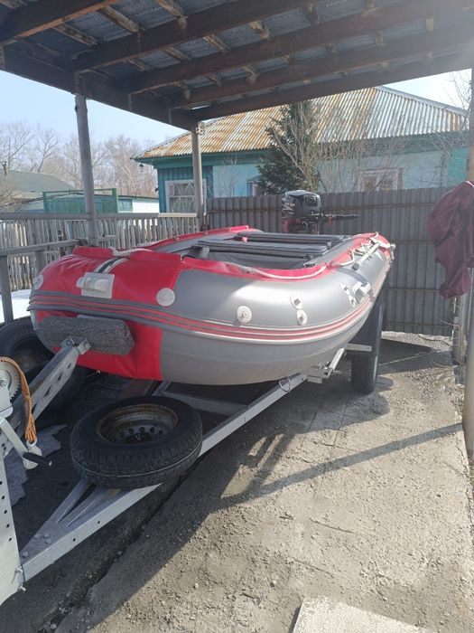 Продам лодку Роял Марин