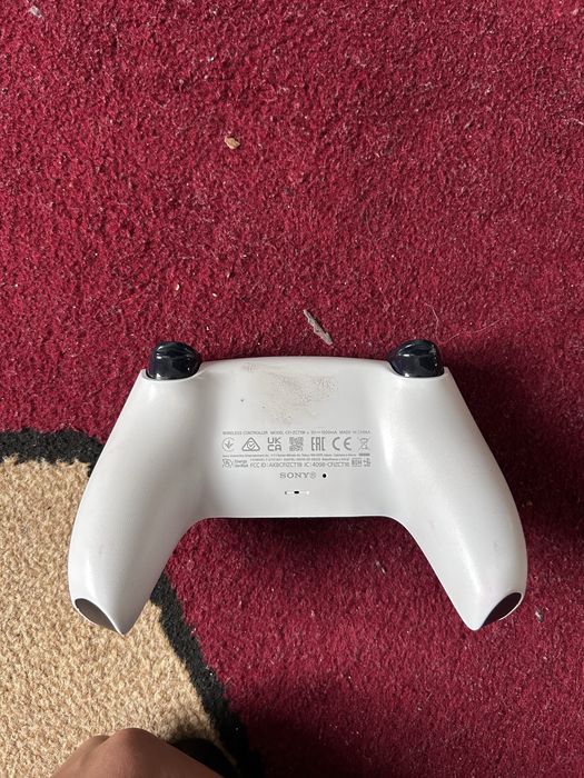 Продаю джостик на пс 5