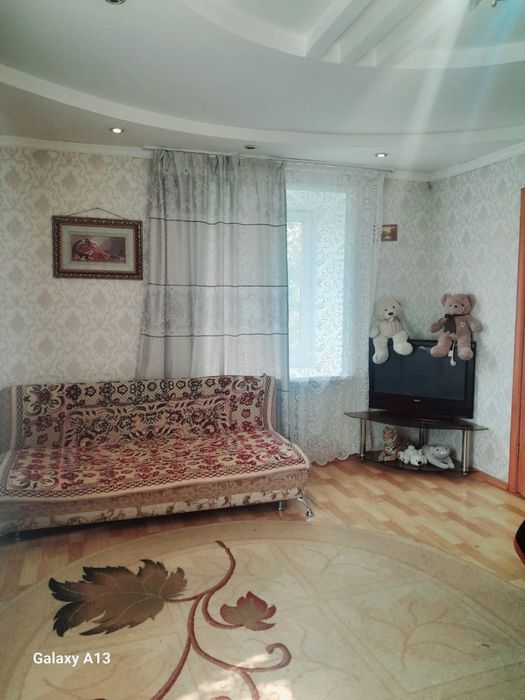 Сдам помесячно квартиру