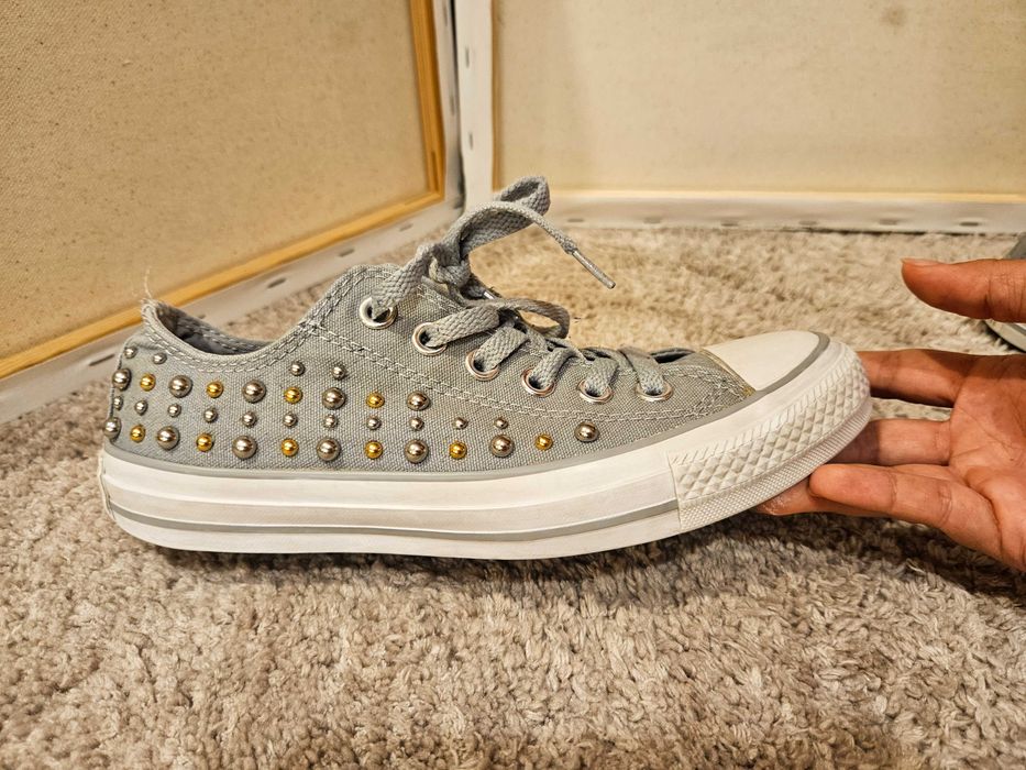 Convers-специален модел- 37 номер