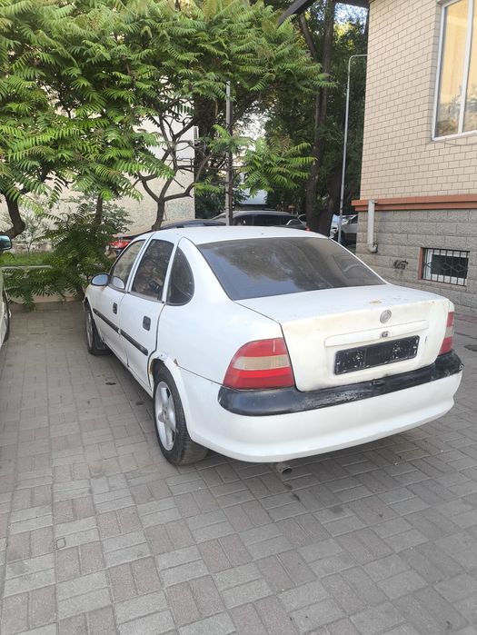 Опель вектро б 2001г
