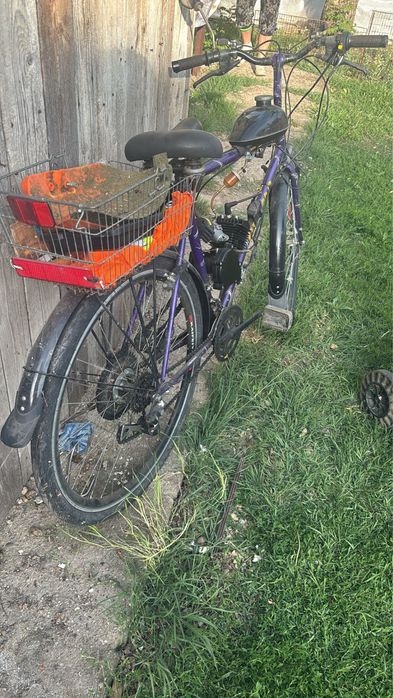 Bicicleta cu moror