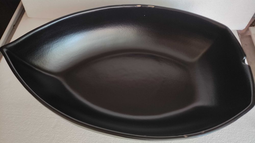 Голям масивен керамичен гювеч нов