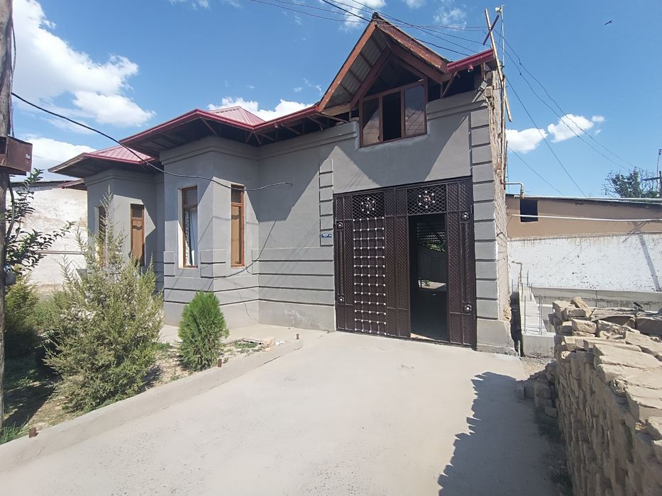 Uy sotiladi Erkin. yer narxida