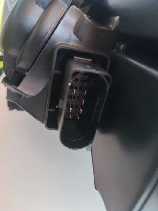 Фарове Ауди А4 Б7 Би Ксенон Нови  Audi A4 B7 Bi Xenon