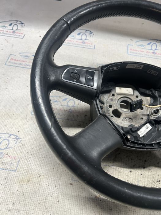 volan cu comenzi  audi a4 b8 2010