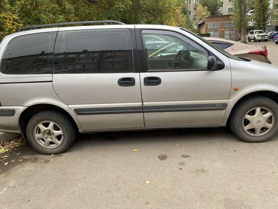 Opel sintra 1997