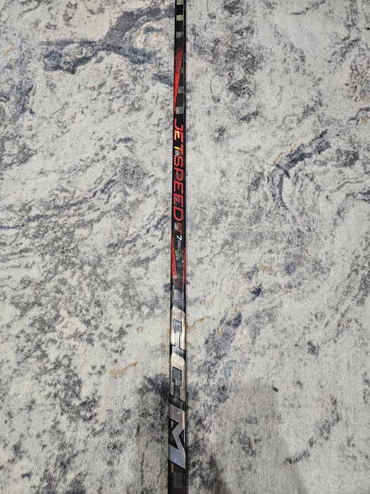 Клюшка хоккейная