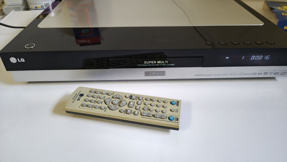 LG DVD recorder model deosebit