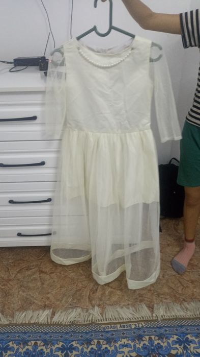 Продам нарядное платье