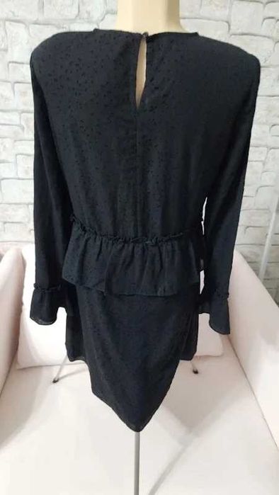 Rochie Envii,cu picatele din catifea,mar XS dar merge mai mult,noua