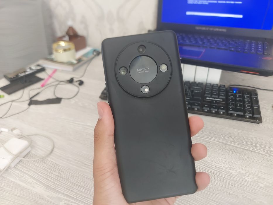 Honor X9b 8/256 в хорошем состоянии