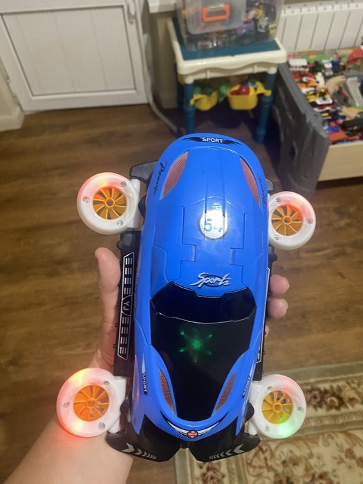 Машинка музыкальная