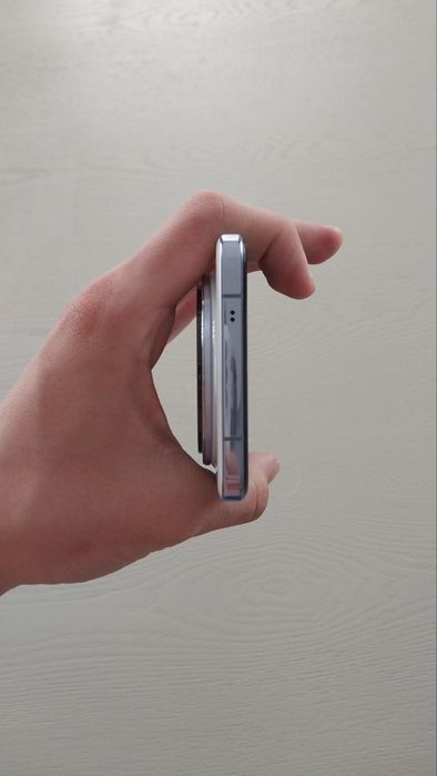 Продам Vivo 200x pro