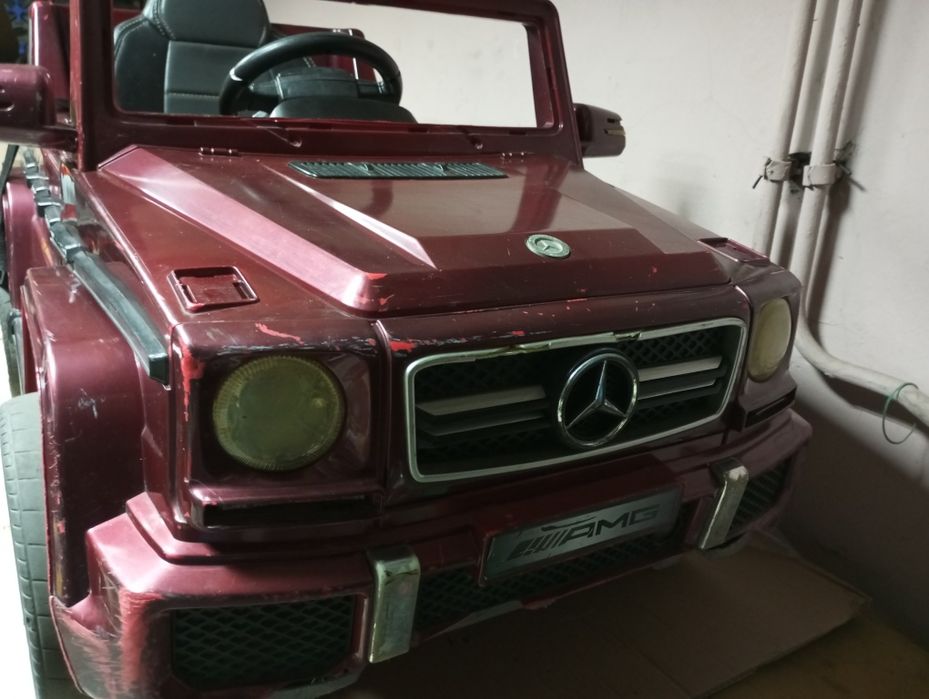 Акумулаторен джип детска количка