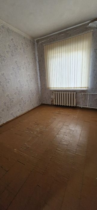 Yunusobod 16kv 4 xonali uy sotiladi