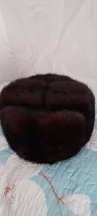 Продам шапку формовку мужскую