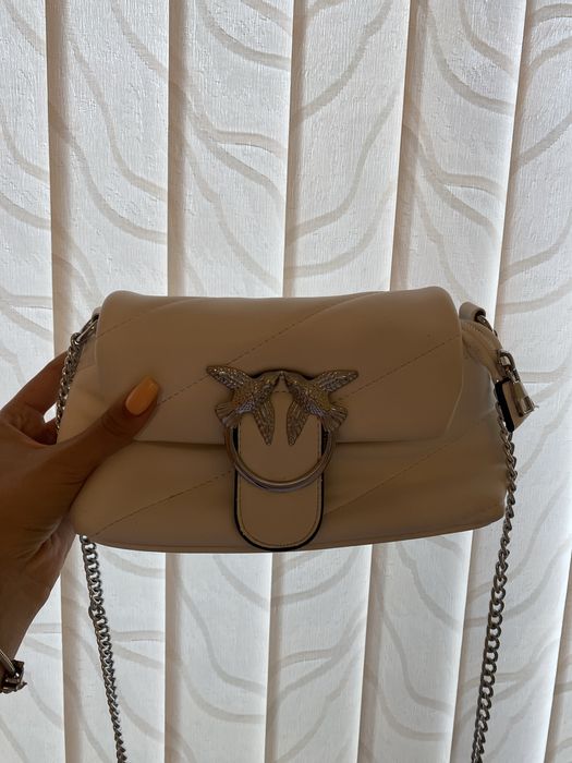 Бяла женска чанта Pinko