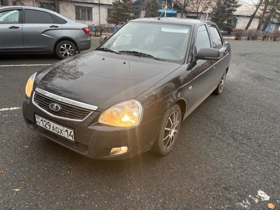 Продам хорошую машину