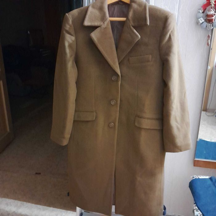 Пальто мужское 46 р