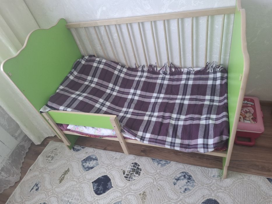 Кровать.   детский