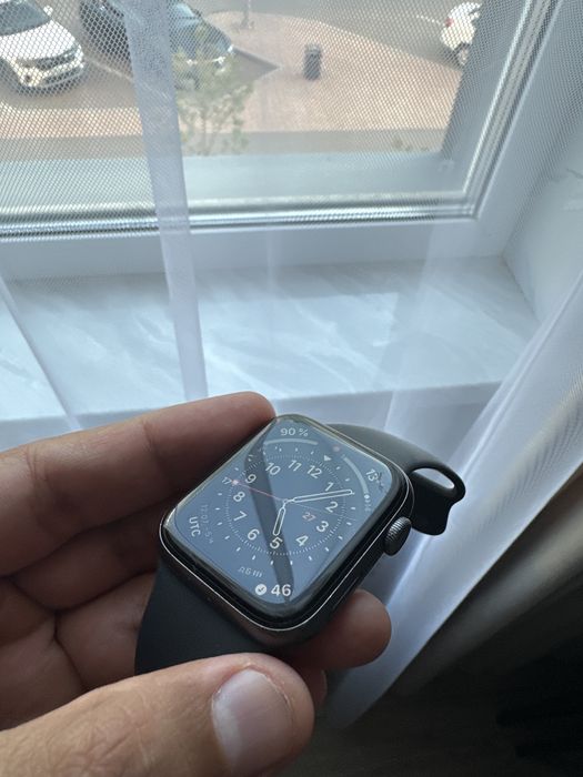 Часы apple watch 6 series