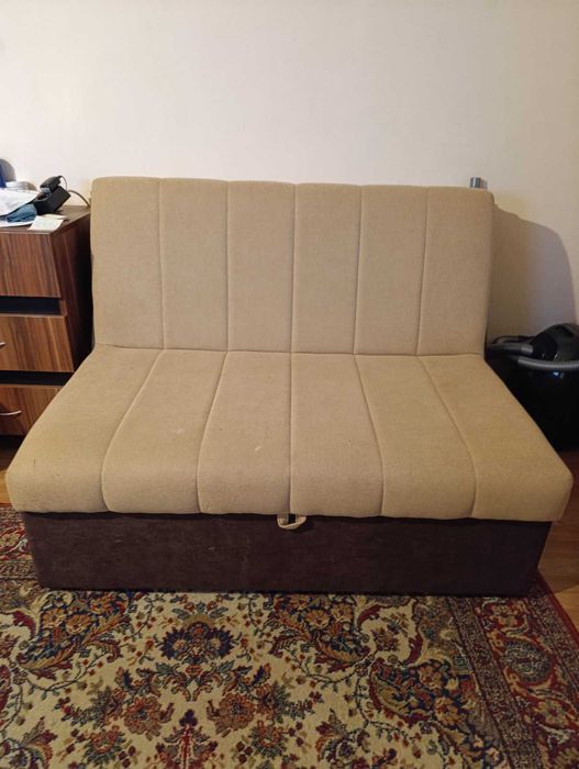 Разтегателен диван двойка  - жълто / кафяво 120/197