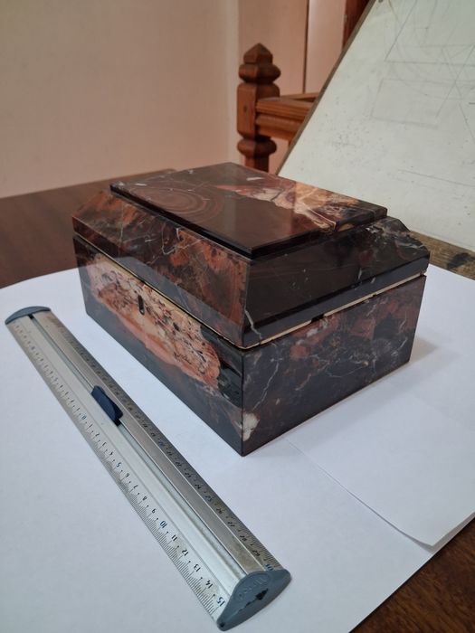 Шкатулка универсальная