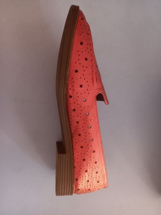 Туфли жен  39-40 р . Новые