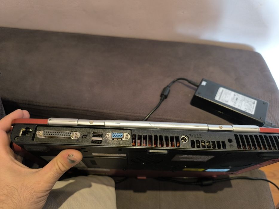 Ретро лаптоп Toshiba satellite sp20-s303