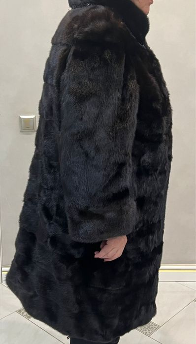 Продам норковую шубу