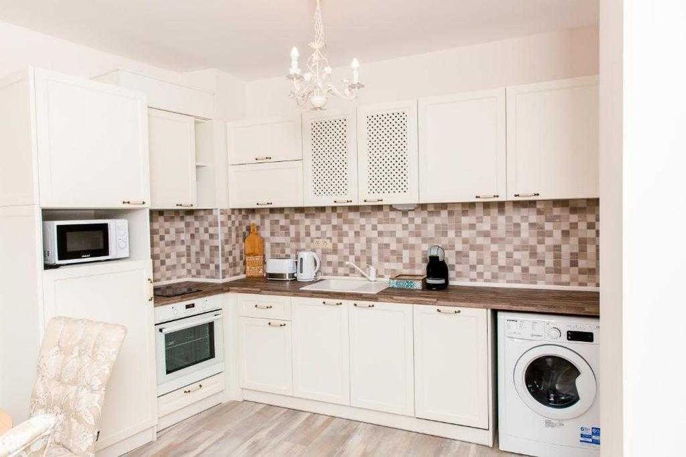 Дава се под наем Двустаен апартамент в Варна, Младост 1 - 100 кв.м за 827.73 € - Снимка #14