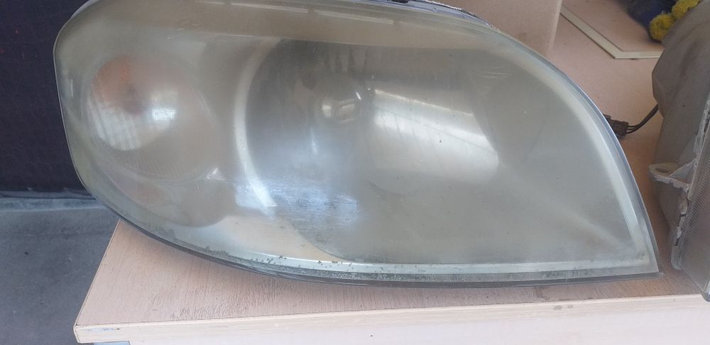 Фара от шевролет авео