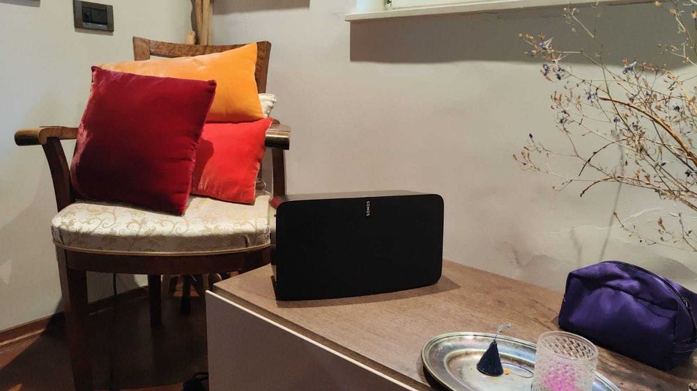 SONOS PLAY 5 / Gen 2 - Impecabil, in excelente conditii tehnice. Se poate cupla stereo cu un alt Sonos Play 5 pentru o experienta desavarsita.