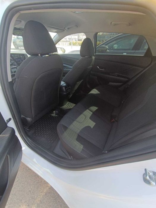 Hyundai Elantra 2022 г.