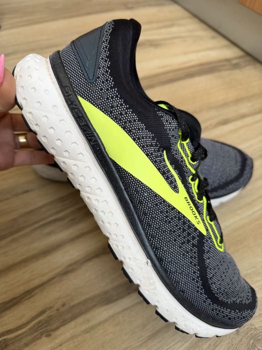 Оригинални мъжки маратонки Brooks Glycerin 18 ! 45 н