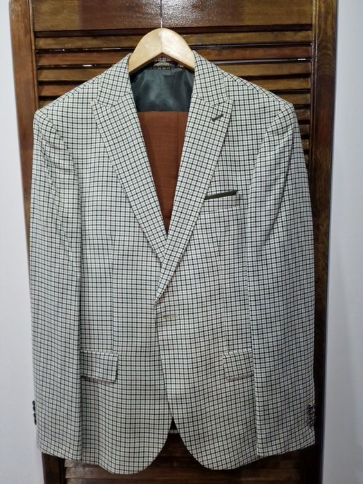 Costum barbati mărimea 48