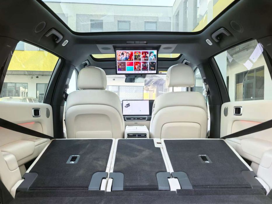 Lixiang L7 2024 — 10