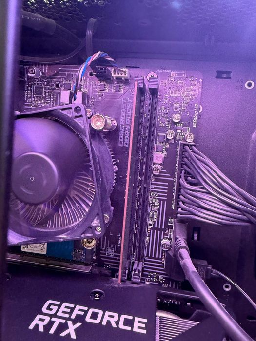 Vând pc gaming detalii în descriere