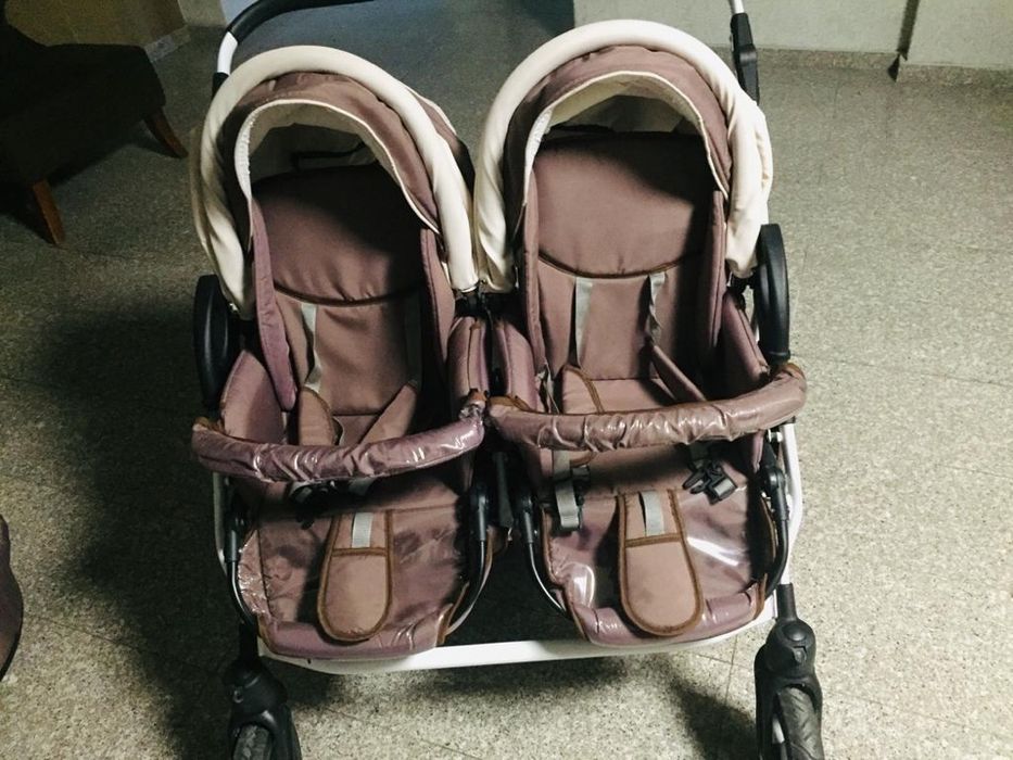 Кольяска для двойни