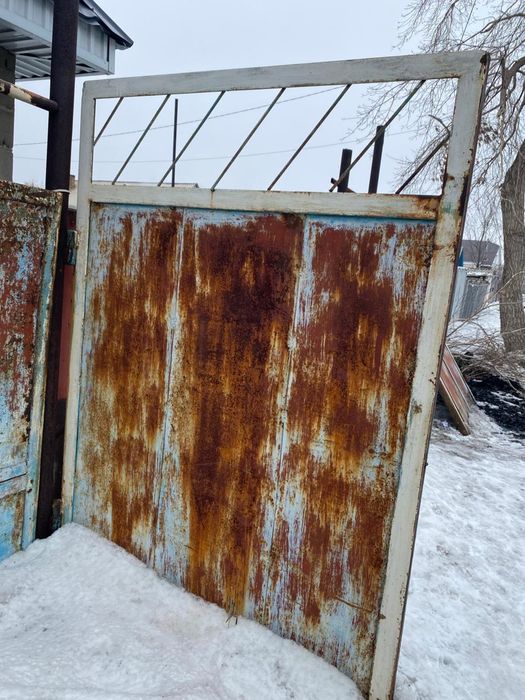 Ворота б/у на металл 4 и3