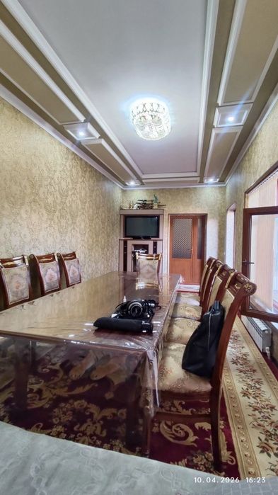 Яккасаройда ховли сотилади