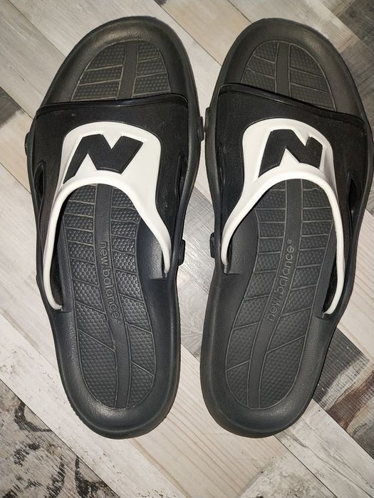 Мъжки чехли New Balance