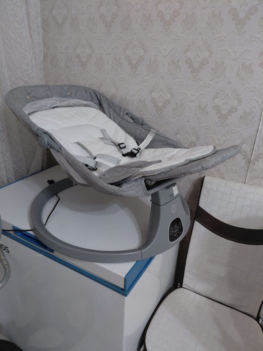 Продам шезлонг  !
