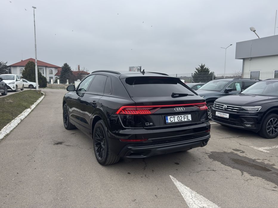 AUDI Q8 2019 — imagine 9