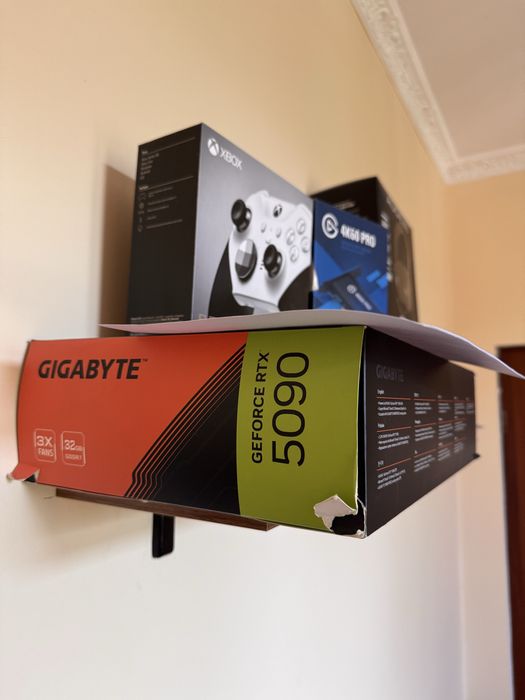 Видеокарта Gigabyte RTX 5090 Gaming OC, 32 GB.