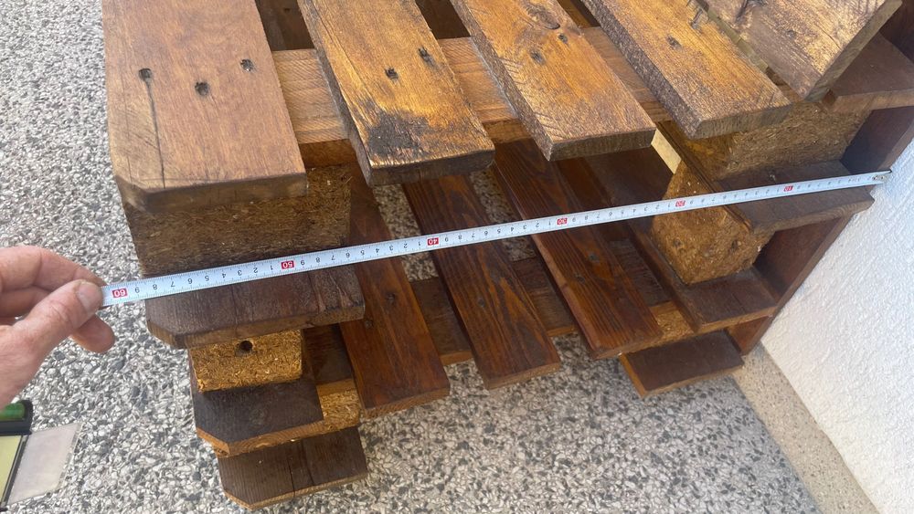 Бутикова пейка от палети