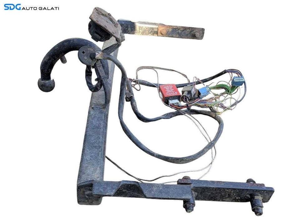 Cui Carlig Remorcare Tractare cu Instalatie Electrica Ford Focus 1 Hatchback Scurt 1998 - 2004 [LC1973]