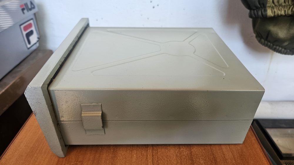 Логометр милливольтметр  Ш69000